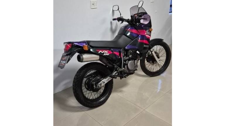 HONDA - NX 350 SAHARA - 1997/1997 - Roxa - R$ 15.000,00