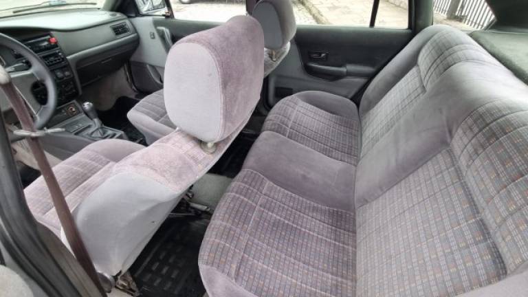 VOLKSWAGEN - SANTANA - 1995/1995 - Cinza - R$ 32.900,00
